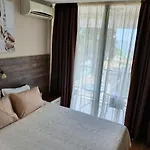 за гости ,,1в-15